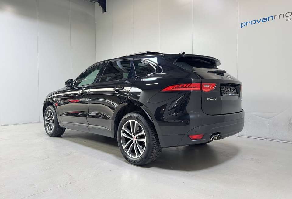 Jaguar F-Pace - Imagem 6