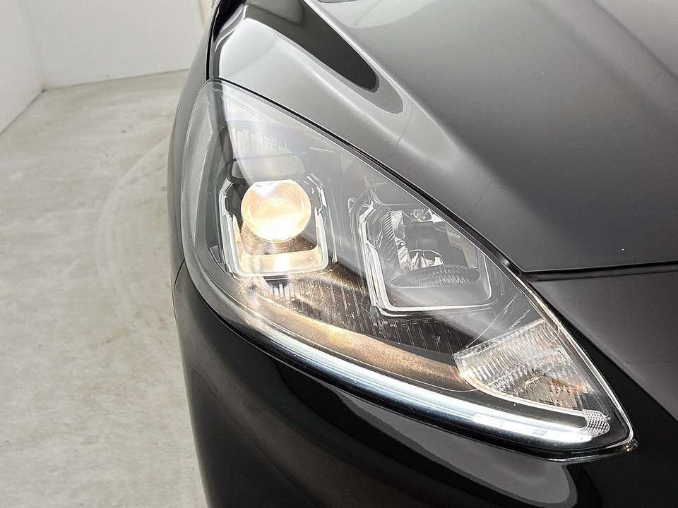 Ford Kuga - Imagem 14