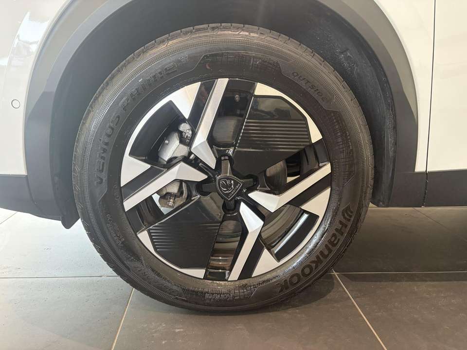 Peugeot 2008 - Imagem 10