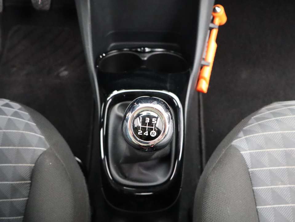 Peugeot 108 - Imagem 8
