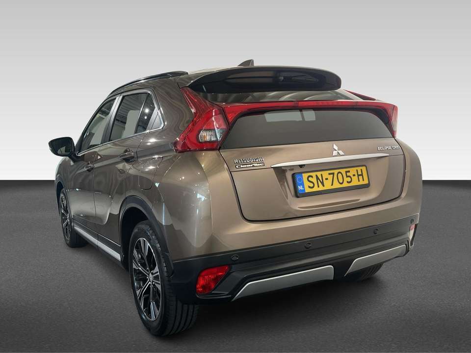 Mitsubishi Eclipse Cross - Imagem 3