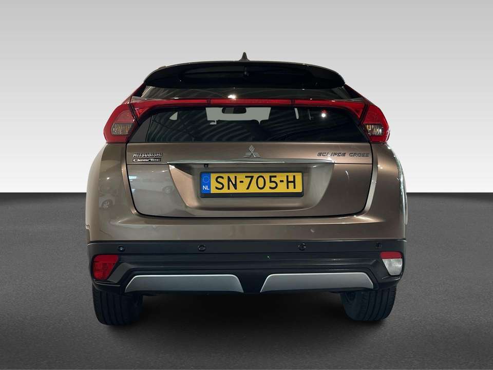 Mitsubishi Eclipse Cross - Imagem 10