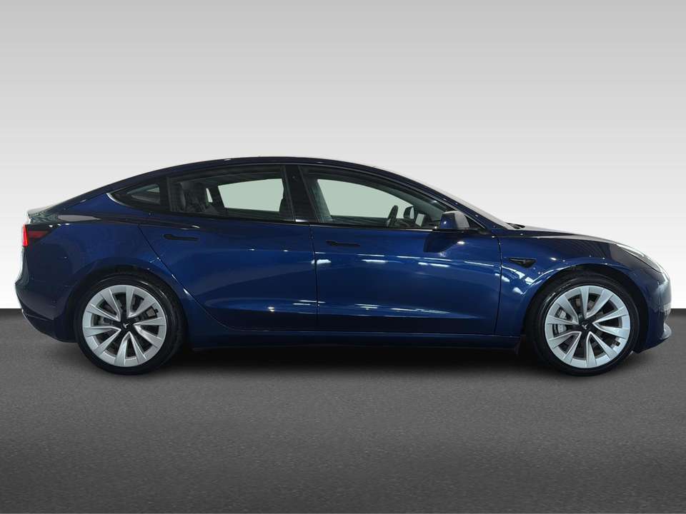 Tesla Model 3 - Imagem 9