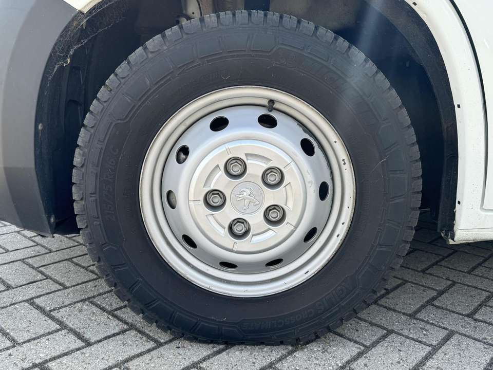 Peugeot Boxer - Imagem 6