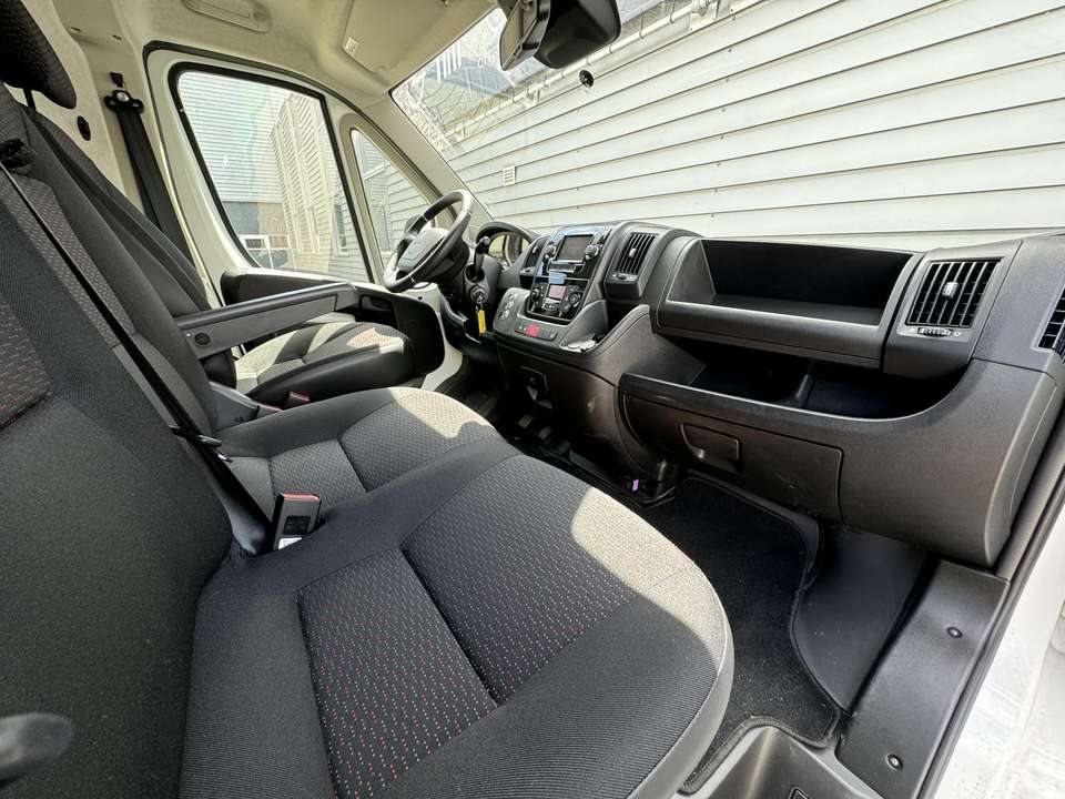 Peugeot Boxer - Imagem 9