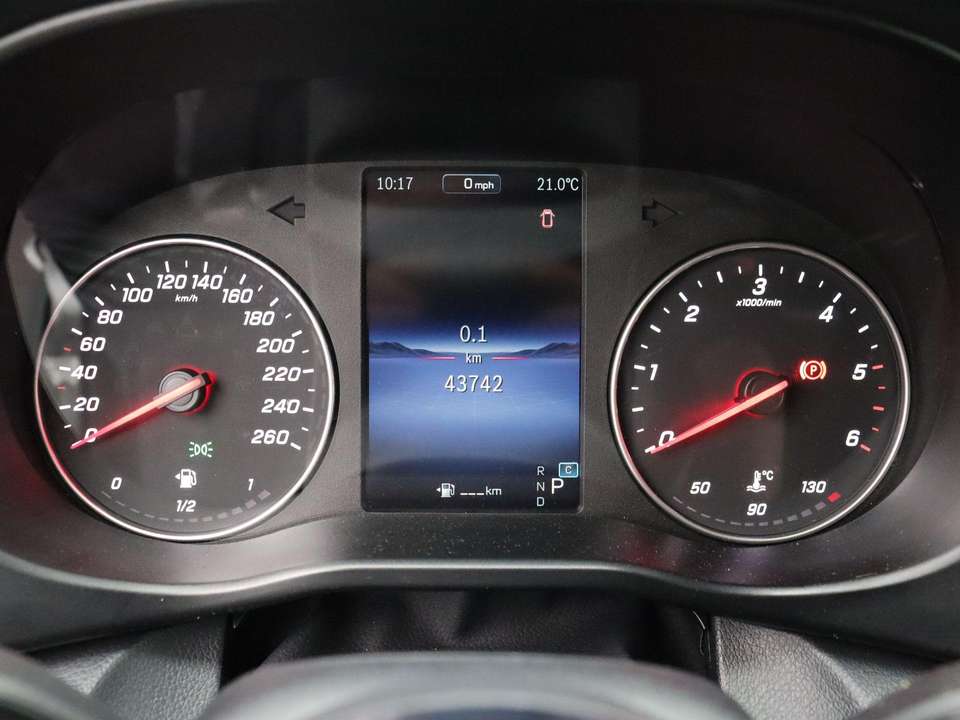 Mercedes-Benz Vito - Imagem 11