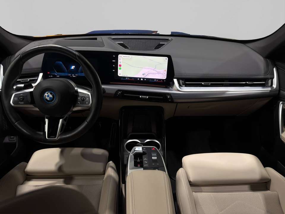 BMW iX1 - Imagem 7
