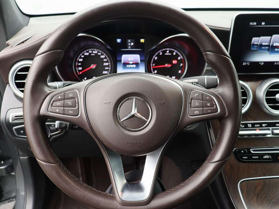 Mercedes-Benz GLC 250 - Imagem 9