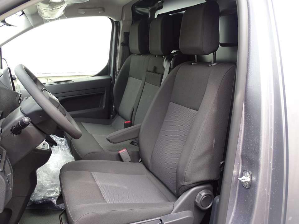 Opel Vivaro - Imagem 7