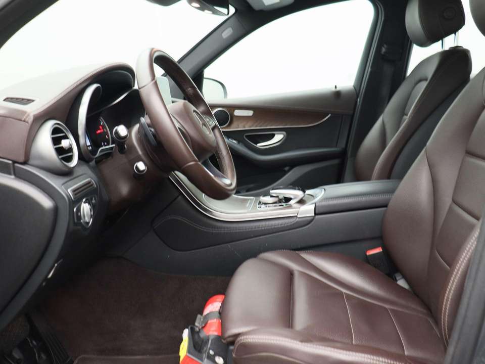 Mercedes-Benz GLC 250 - Imagem 13