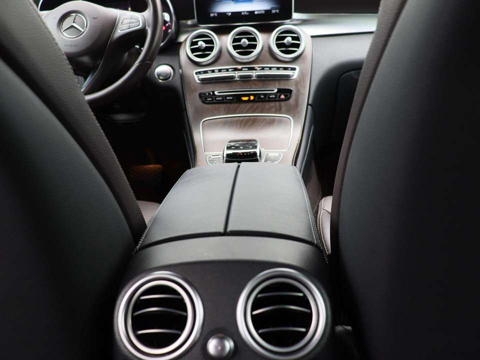 Mercedes-Benz GLC 250 - Imagem 15