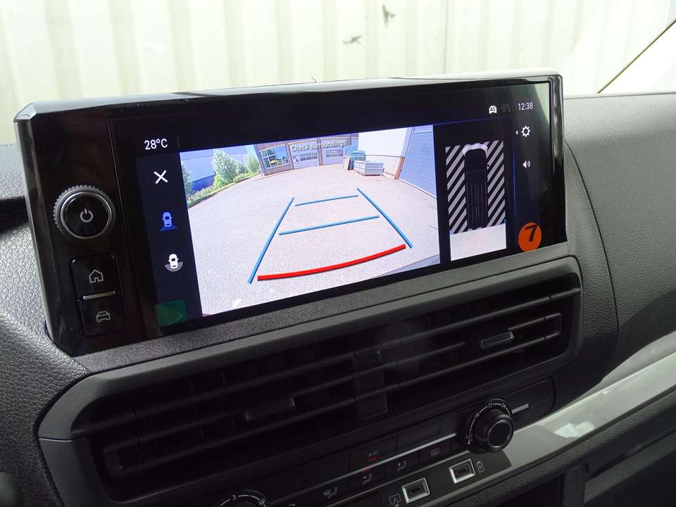 Opel Vivaro - Imagem 13