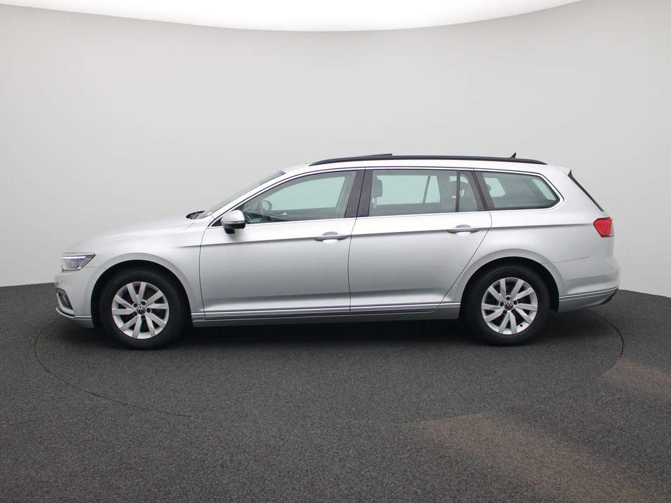 Volkswagen Passat Variant - Imagem 5