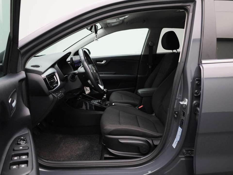 Kia Rio - Imagem 11