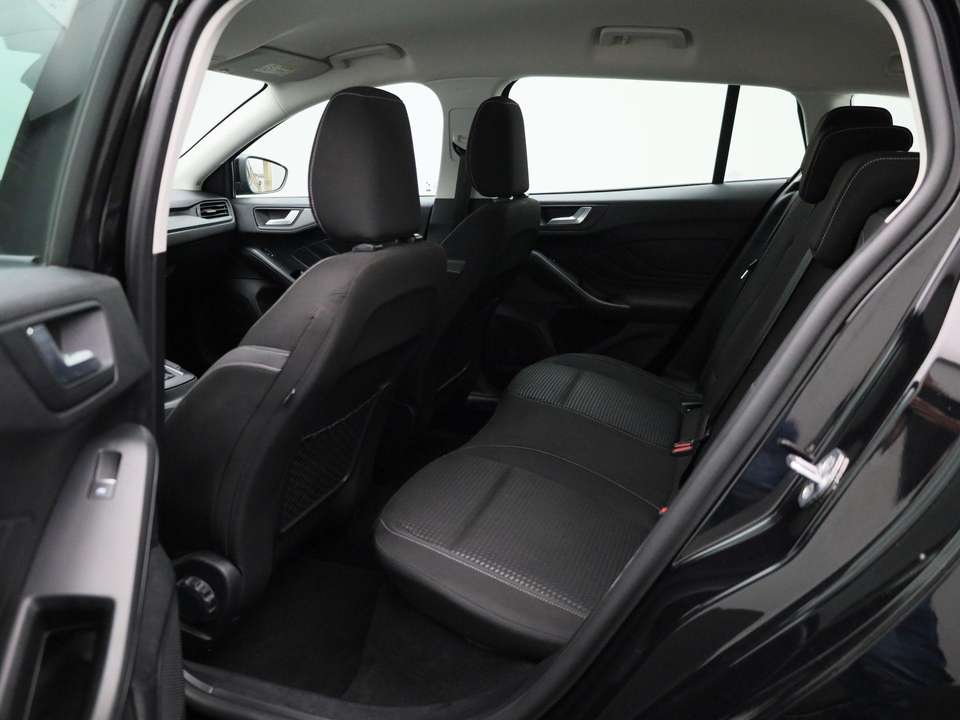 Ford Focus - Imagem 12