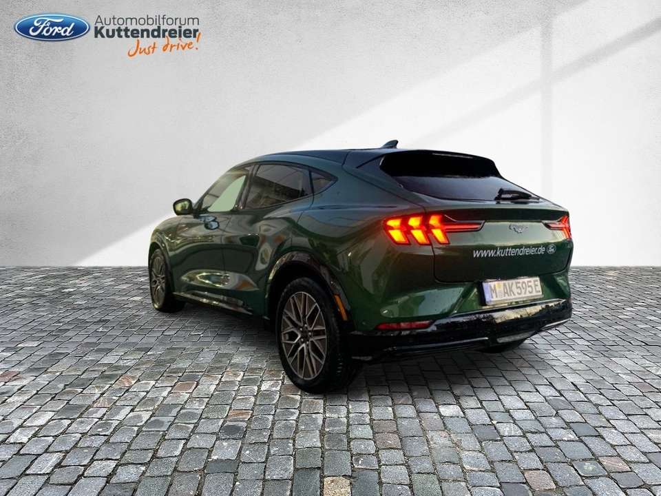 Ford Mustang Mach-E - Imagem 5