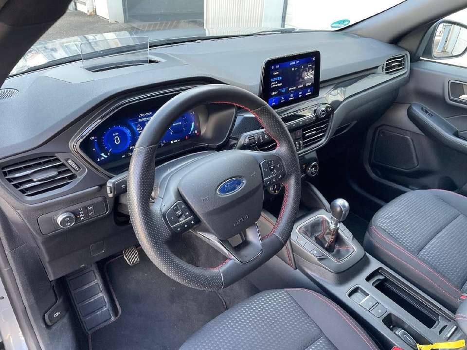 Ford Kuga - Imagem 9