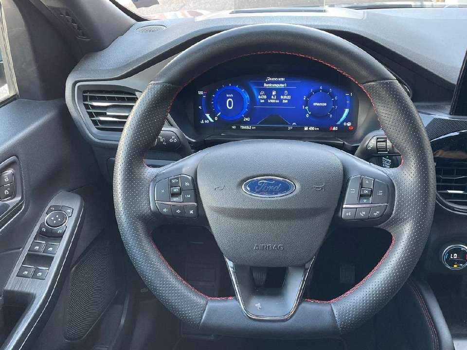 Ford Kuga - Imagem 12