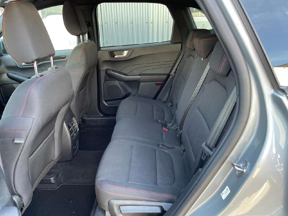 Ford Kuga - Imagem 15