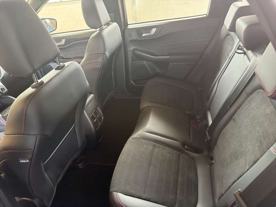 Ford Kuga - Imagem 11