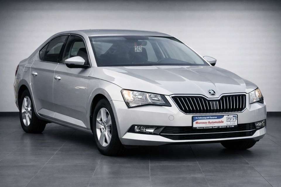 Skoda Superb - Imagem 2