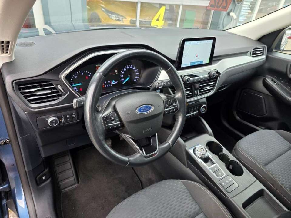 Ford Kuga - Imagem 9