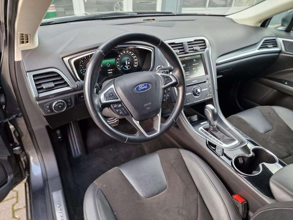 Ford Mondeo - Imagem 9