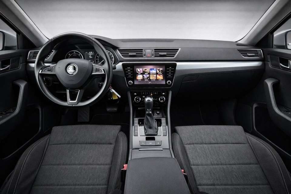 Skoda Superb - Imagem 10