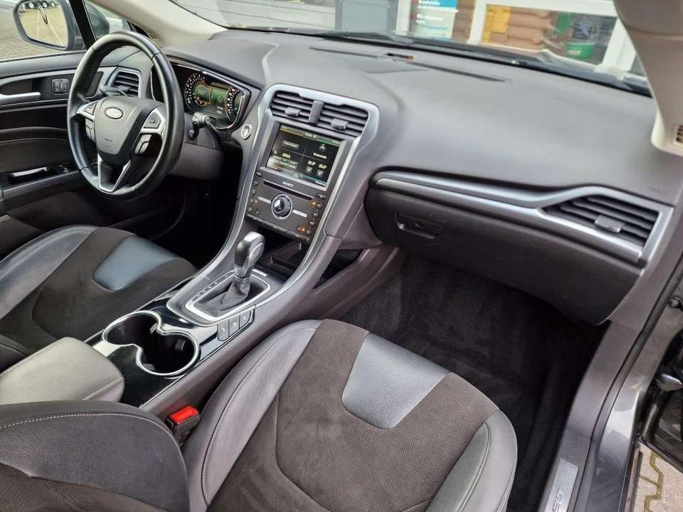 Ford Mondeo - Imagem 10