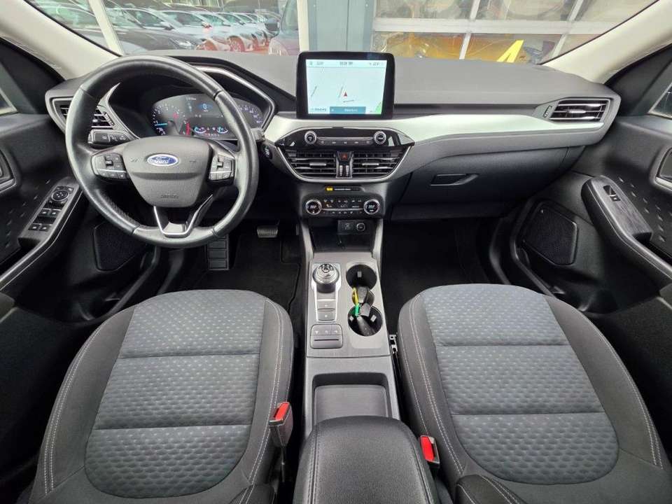 Ford Kuga - Imagem 11