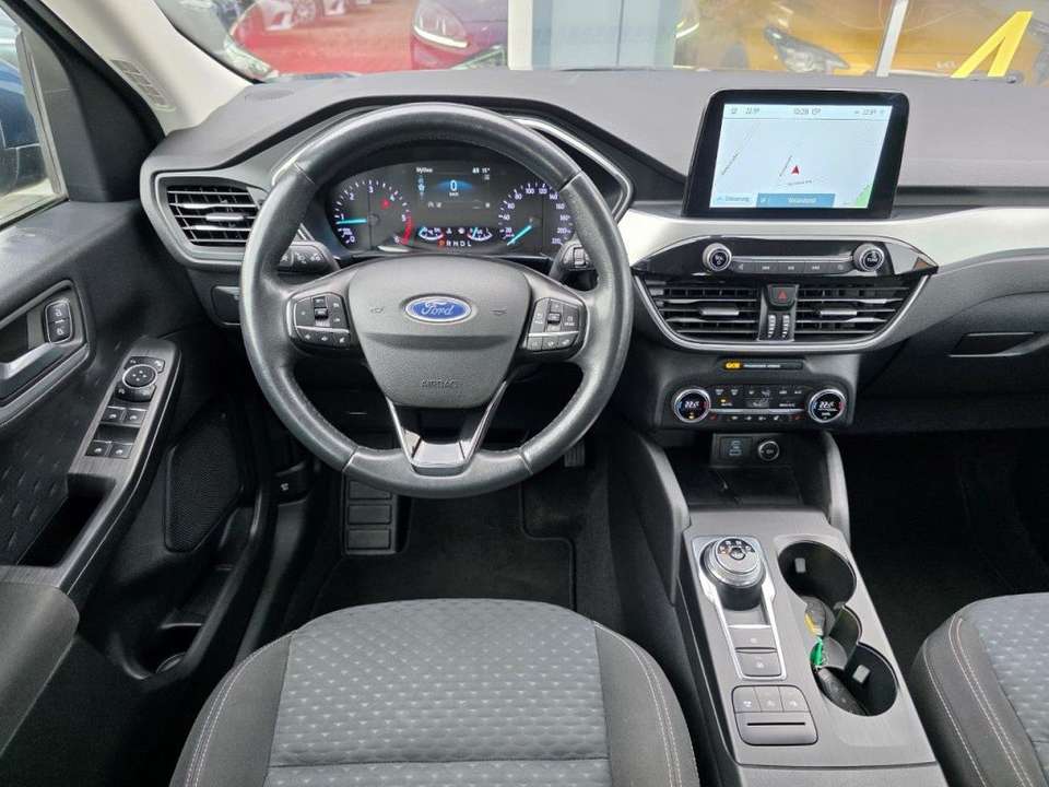 Ford Kuga - Imagem 12