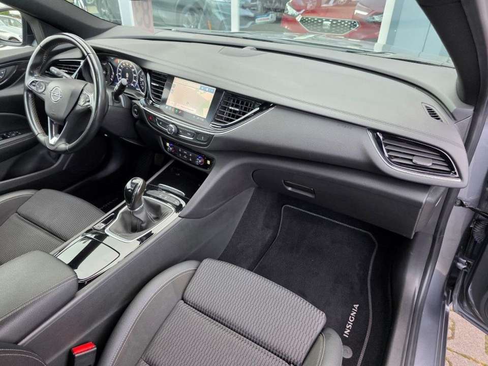 Opel Insignia - Imagem 10