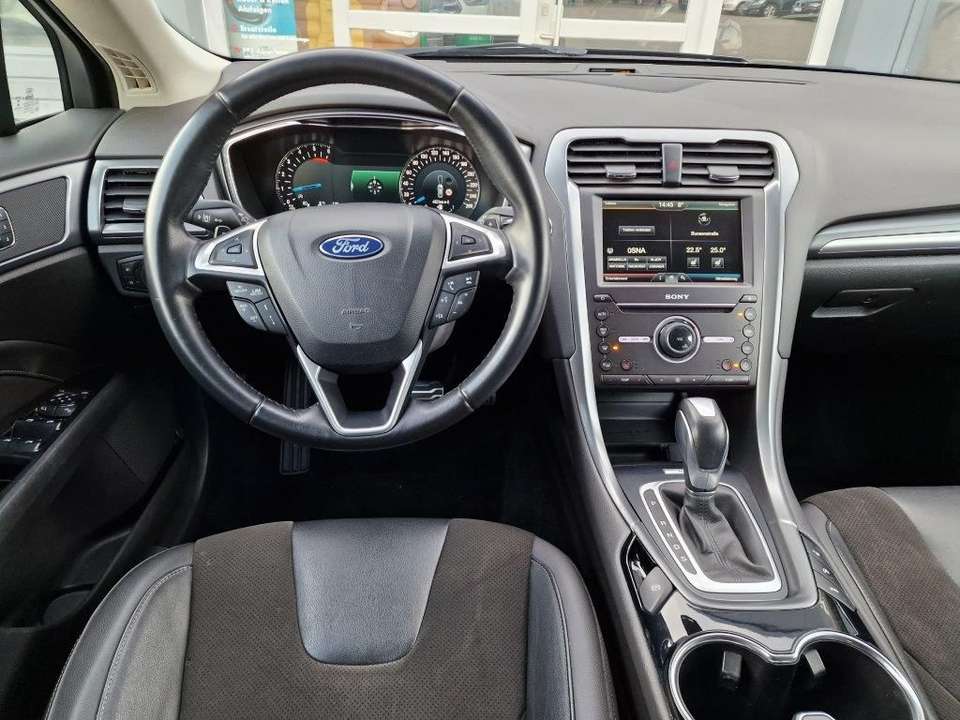 Ford Mondeo - Imagem 12