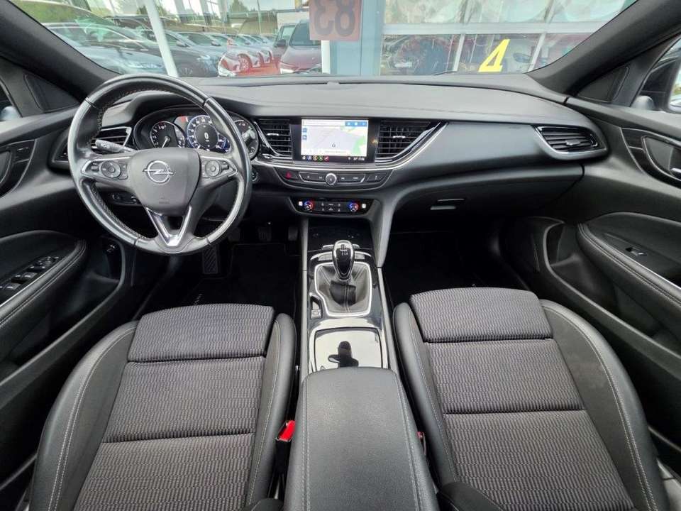 Opel Insignia - Imagem 11