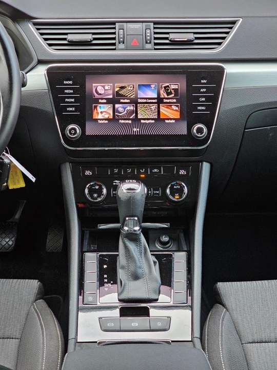 Skoda Superb - Imagem 14