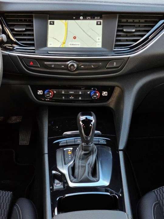 Opel Insignia - Imagem 12