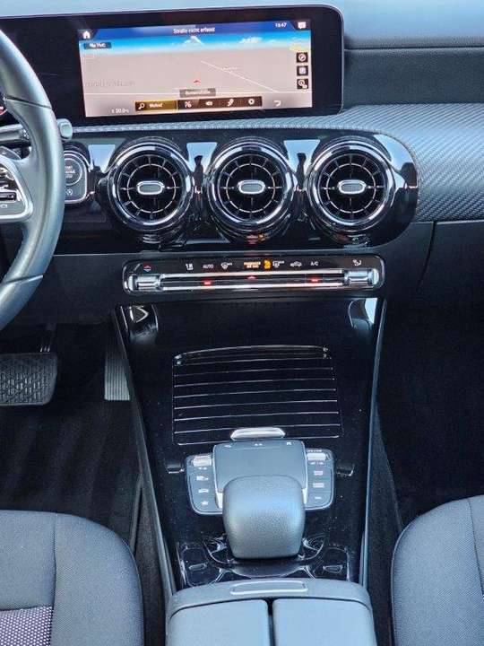 Mercedes-Benz A 180 - Imagem 15