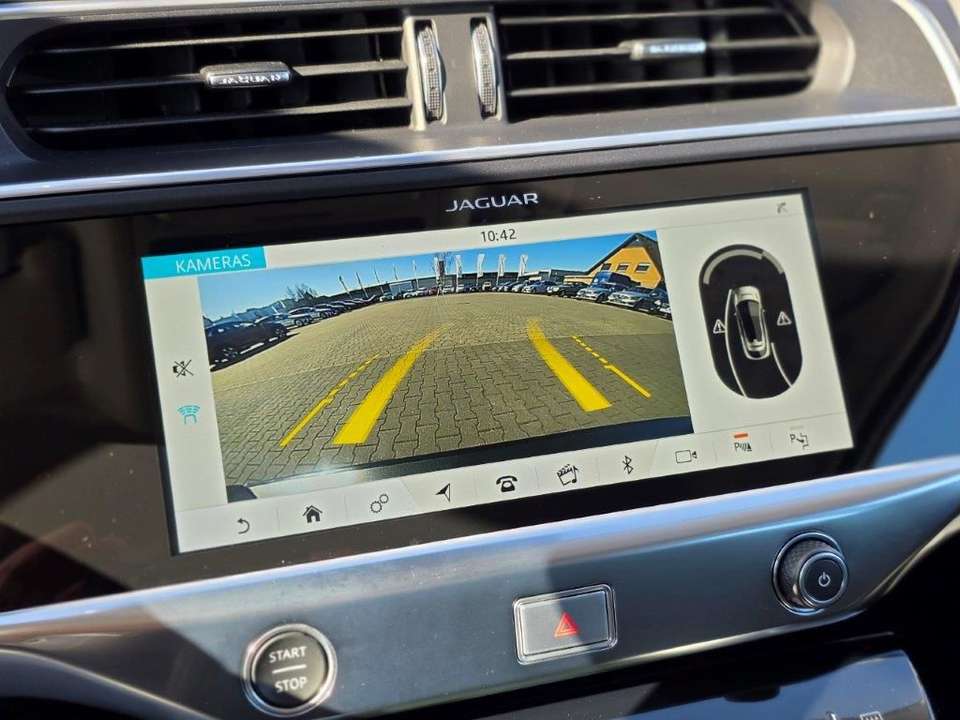 Jaguar I-Pace - Imagem 14