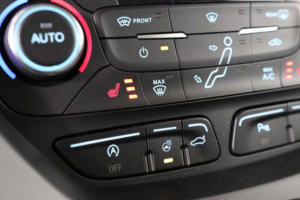 Ford C-Max - Imagem 15
