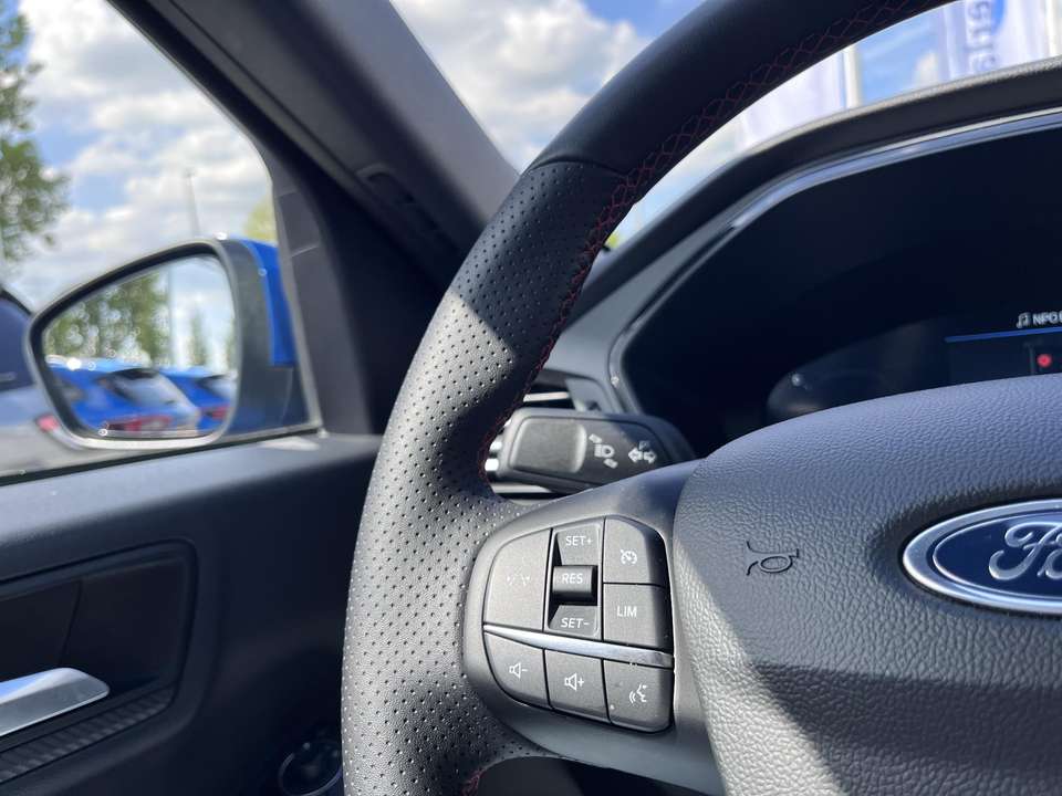 Ford Kuga - Imagem 11