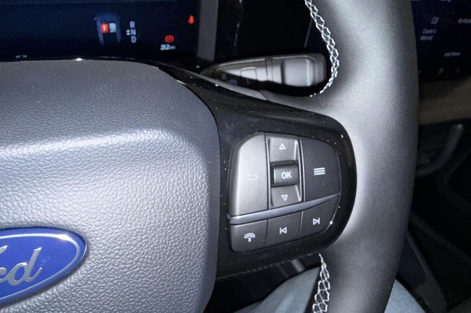 Ford Transit Courier - Imagem 12