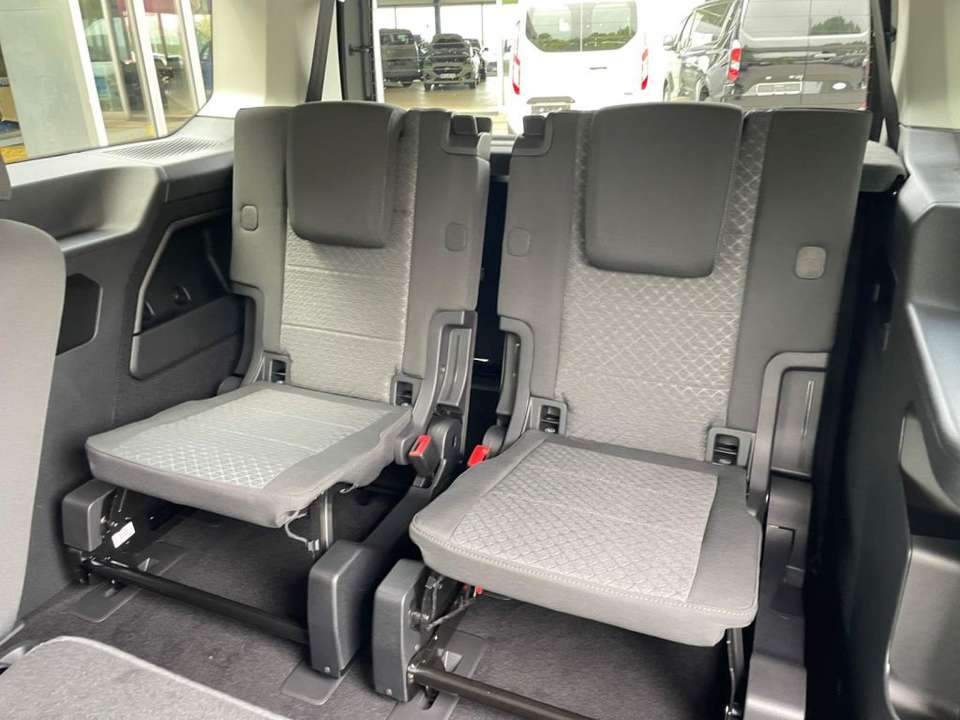 Ford Tourneo Connect - Imagem 12