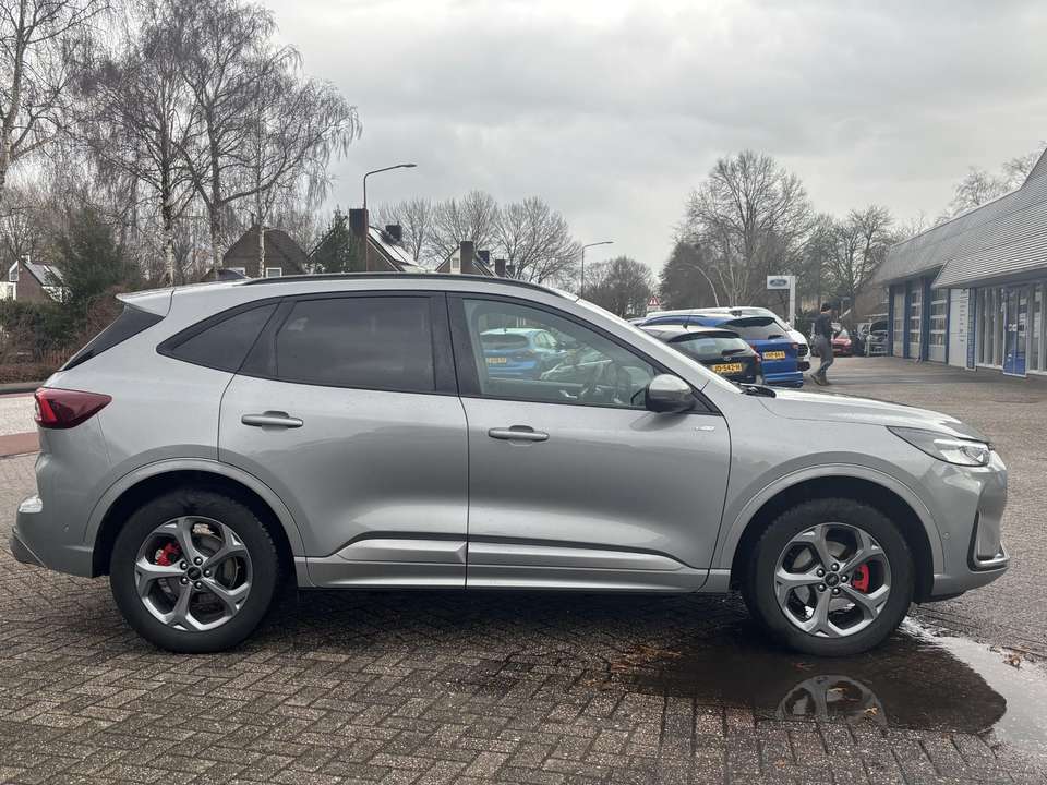 Ford Kuga - Imagem 10