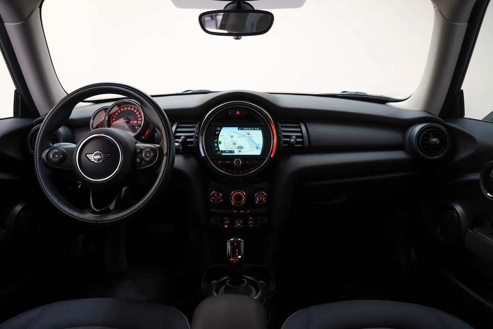 MINI One - Imagem 4