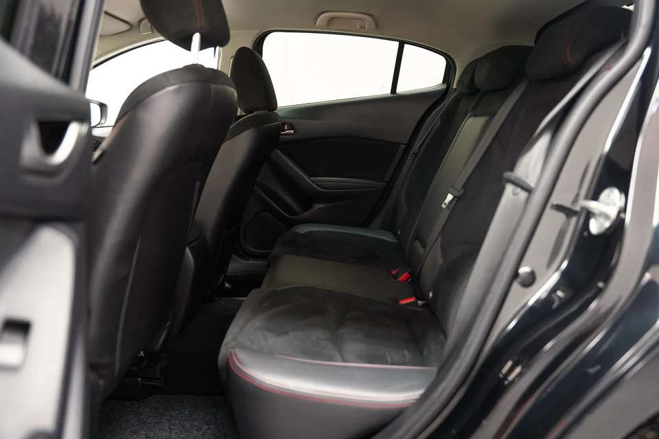 Mazda 3 - Imagem 13