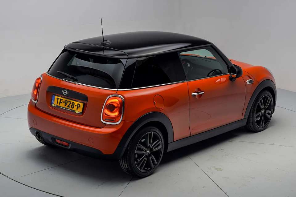 MINI One - Imagem 11