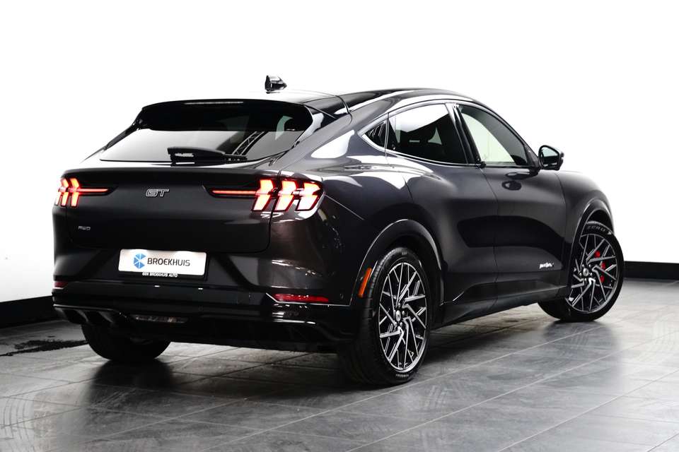 Ford Mustang Mach-E - Imagem 4