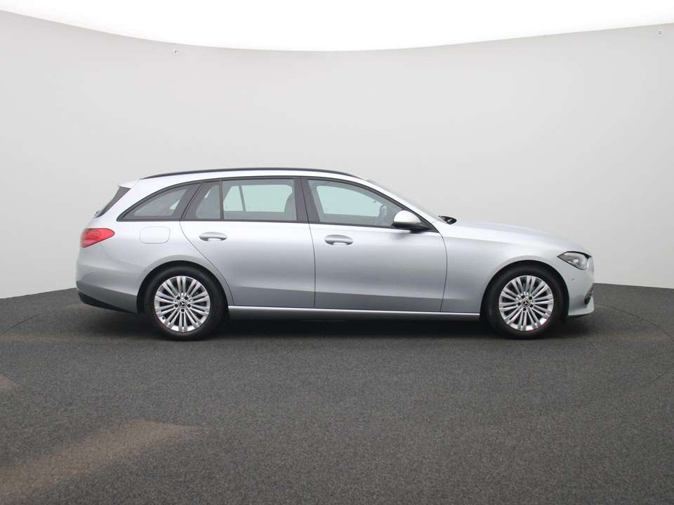 Mercedes-Benz C 200 - Imagem 6