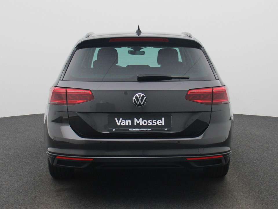 Volkswagen Passat Variant - Imagem 5