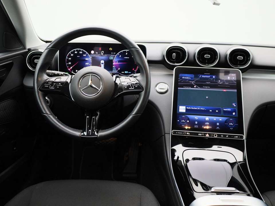 Mercedes-Benz C 200 - Imagem 7